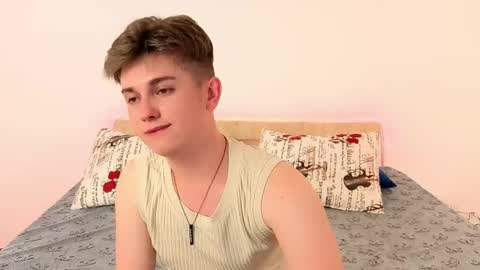 Snapshot of miless_cooper chatting on June 2026 06:17:02 AM Miles online show from June 2026 06:17:02 AM