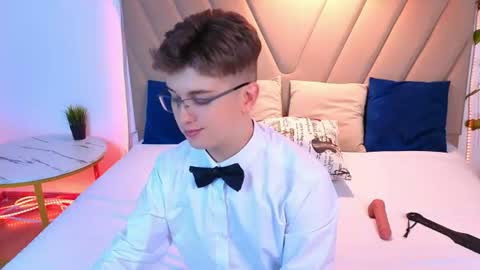 Snapshot of miless_cooper chatting on July 2026 08:59:01 PM Miles online show from July 2026 08:59:01 PM