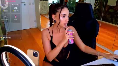 Snapshot of mileysin chatting on June 2026 11:56:02 AM Miley Sin online show from June 2026 11:56:02 AM