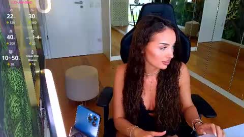 Snapshot of mileysin chatting on July 2026 12:11:01 PM Miley Sin online show from July 2026 12:11:01 PM