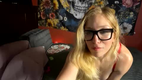 milf4everjenna online show from February 2026 04:09:02 AM