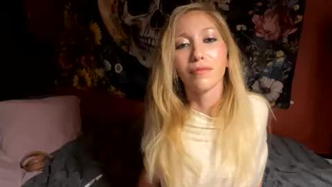 milf4everjenna online show from February 2026 04:11:01 AM