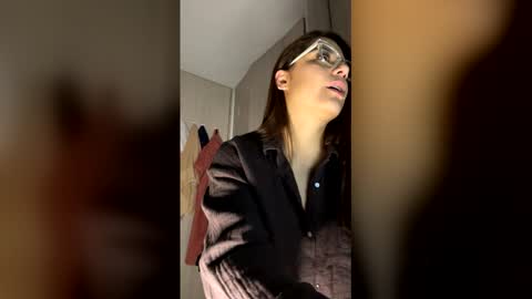 Snapshot of milf__pretty chatting on May 2026 09:38:01 AM Melissa online show from May 2026 09:38:01 AM