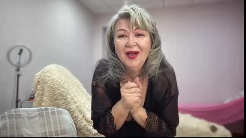 Charlotte online show from November 2025 03:05:02 AM