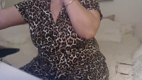 Snapshot of milf_lexxa chatting on February 2026 12:58:02 AM Sarrahkenda online show from February 2026 12:58:02 AM