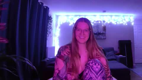 Milf Tara36 online show from March 2025 08:10:02 PM