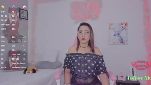 Aura  online show from February 2026 03:43:01 AM