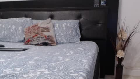 Snapshot of milfbiglips38 chatting on February 2025 07:12:01 AM milfa online show from February 2025 07:12:01 AM