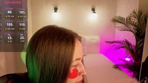 Snapshot of milfcruze chatting on November 2025 01:06:01 AM milfcruze online show from November 2025 01:06:01 AM