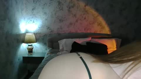 Snapshot of milissasii chatting on November 2025 02:39:02 PM milissasii online show from November 2025 02:39:02 PM