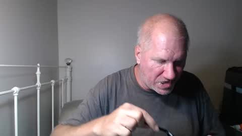 Snapshot of militarymancharliemike chatting on April 2026 01:43:01 AM militarymancharliemike online show from April 2026 01:43:01 AM