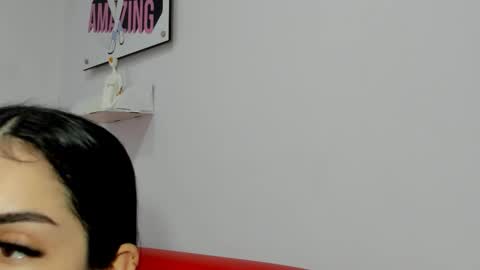 S O F I A online show from November 2025 12:20:01 PM