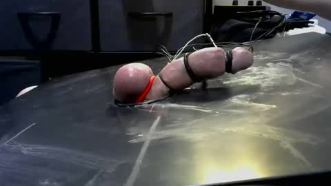 milk me dry online show from November 2025 06:32:01 PM