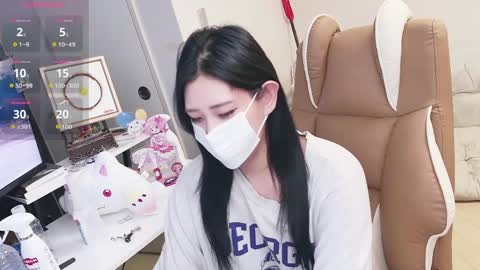 Snapshot of milksola chatting on May 2026 05:07:02 PM milksola online show from May 2026 05:07:02 PM
