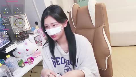 Snapshot of milksola chatting on May 2026 01:05:02 PM milksola online show from May 2026 01:05:02 PM