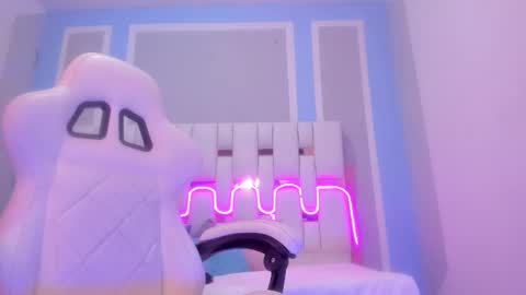 Snapshot of milkwhore1 chatting on February 2026 08:14:01 PM Michelle online show from February 2026 08:14:01 PM