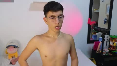 Snapshot of milky__boy_ chatting on May 2026 12:30:02 AM H A R O L D online show from May 2026 12:30:02 AM
