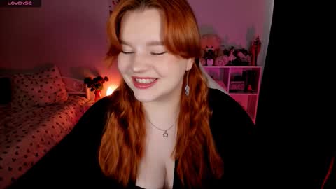 Lisa online show from November 2025 05:42:01 AM