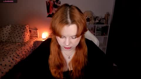 Lisa online show from November 2025 05:28:02 AM