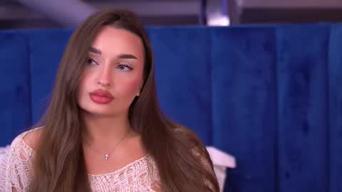 Milla online show from October 2025 04:24:02 AM