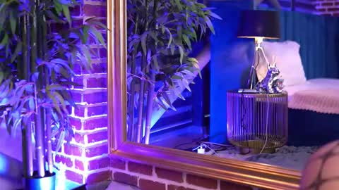 Milla online show from November 2025 07:33:02 AM