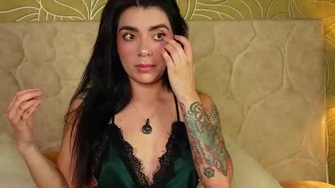 MillaBliss online show from November 2025 09:25:02 PM