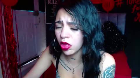 Snapshot of millacounisslosexanal chatting on February 2025 03:26:01 PM Violeta online show from February 2025 03:26:01 PM