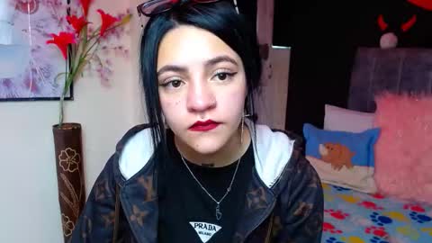 Violeta online show from November 2025 02:10:02 PM