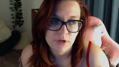 Milla online show from December 2024 10:12:01 PM