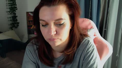 Milla online show from December 2024 09:51:01 PM