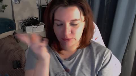 Milla online show from December 2025 07:53:02 PM