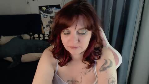 Snapshot of millapoolys chatting on June 2026 10:57:01 PM Milla online show from June 2026 10:57:01 PM