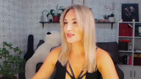 MillaXQueen online show from July 2026 12:59:01 PM