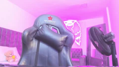 miller_silvana online show from February 2026 12:12:01 PM