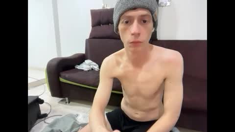 SlimnHungOH online show from October 2025 11:46:01 PM