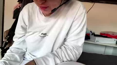 Snapshot of milley_rose chatting on October 2025 01:45:02 PM Im girl my name is Johana online show from October 2025 01:45:02 PM