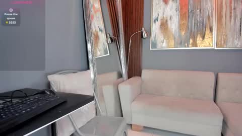 millie_jhones online show from November 2025 12:17:01 PM