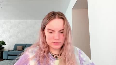 Snapshot of millikira006 chatting on May 2026 08:09:02 AM mili-kira online show from May 2026 08:09:02 AM