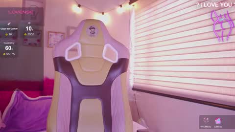 MILLY online show from March 2026 07:20:02 PM