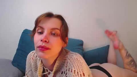 Milly online show from October 2025 10:49:02 AM