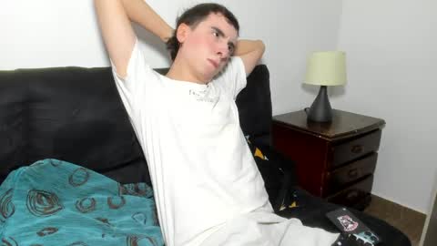 Snapshot of milogm_ chatting on June 2026 12:38:01 AM milogm_ online show from June 2026 12:38:01 AM