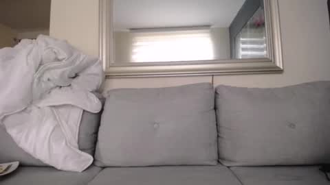 miloslove online show from March 2025 07:06:02 PM