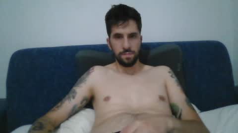 Snapshot of milten1987 chatting on June 2026 12:44:02 AM milten1987 online show from June 2026 12:44:02 AM