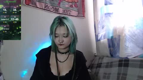 Snapshot of milten_trish chatting on September 2025 12:27:02 PM milten_trish online show from September 2025 12:27:02 PM