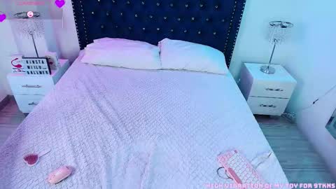 Milu ballmer  online show from September 2025 07:06:02 PM