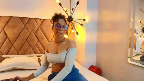 Snapshot of milu_brunnete chatting on June 2026 12:17:01 PM milu_brunnete online show from June 2026 12:17:01 PM