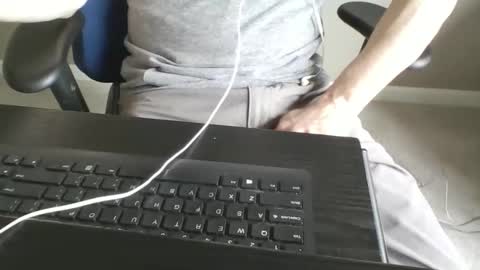 milwaukeebadger24 online show from May 2026 04:13:02 PM