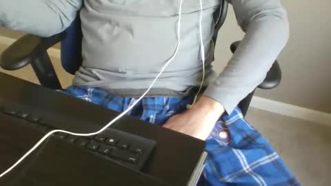milwaukeebadger24 online show from May 2026 12:21:02 PM