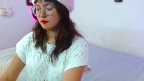 Snapshot of mily_baker chatting on June 2026 02:00:01 AM mily_baker online show from June 2026 02:00:01 AM