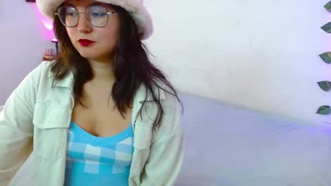 Snapshot of mily_baker chatting on July 2026 09:39:02 PM mily_baker online show from July 2026 09:39:02 PM